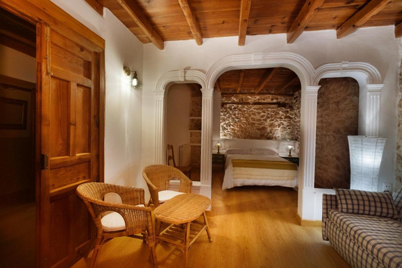 La Solana De Aldeasona Villa Bagian luar foto