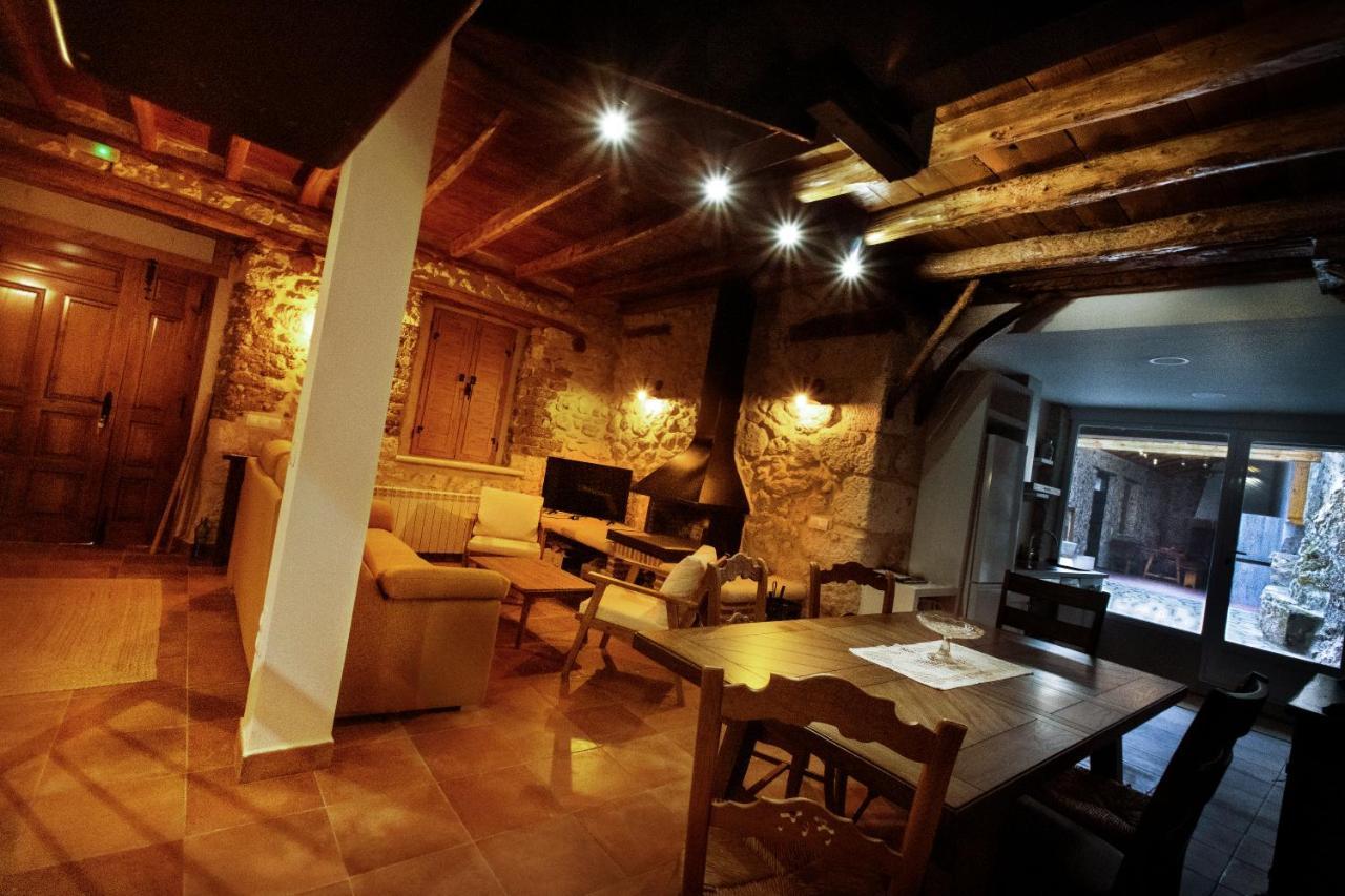 La Solana De Aldeasona Villa Bagian luar foto