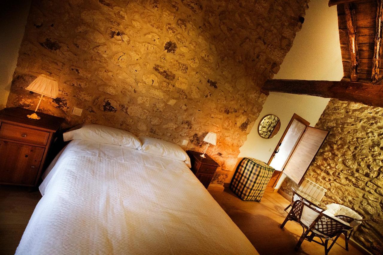 La Solana De Aldeasona Villa Bagian luar foto