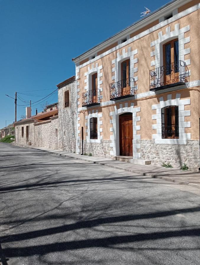 La Solana De Aldeasona Villa Bagian luar foto