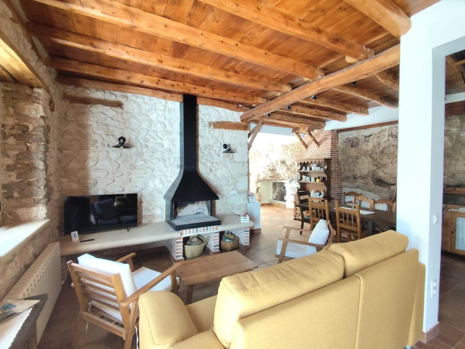 La Solana De Aldeasona Villa Bagian luar foto